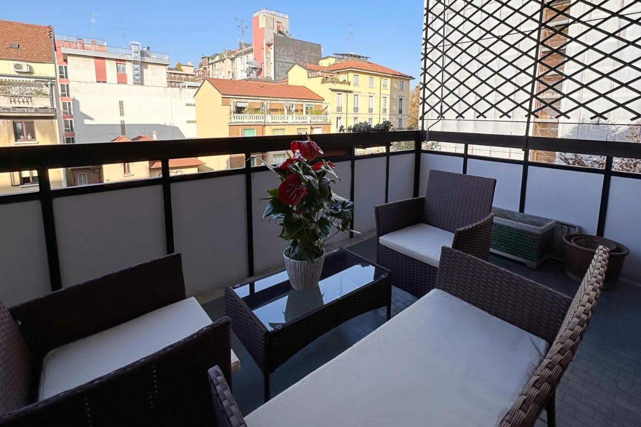 Emeraldway - Bellissimo Appartamento In Zona Sempione-Tre Torri Milan Exterior photo